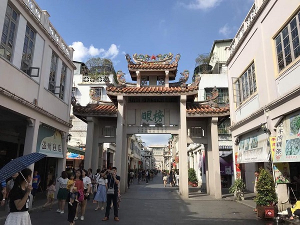 汕尾零食店加盟一般需要投資多少錢(qián)？
